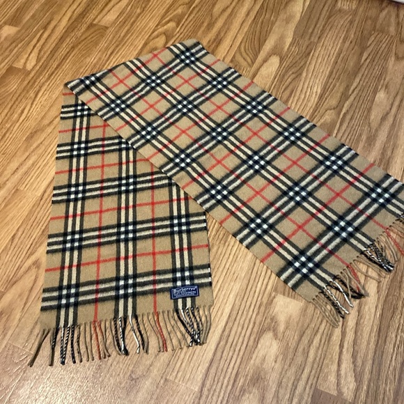 Burberry nova check print cashmere scarf plaid approximately 53’ inches high end - Picture 1 of 6